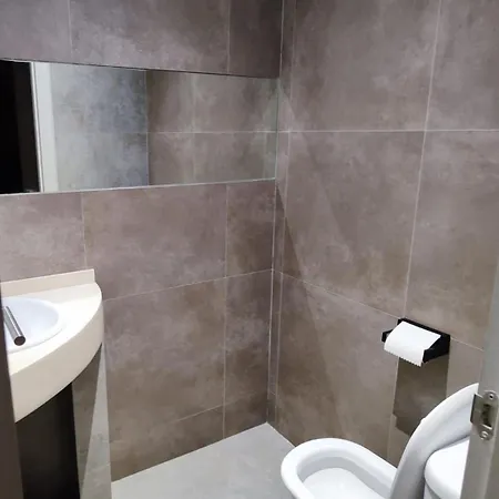 Exclusive Penthouse 公寓 阿德耶