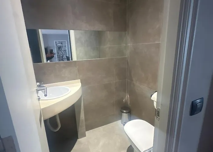 Exclusive Penthouse Адехе